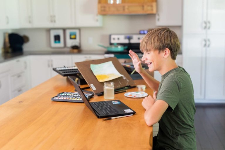 Personalized Therapy Options in Virtual IOP for Adults and Teens