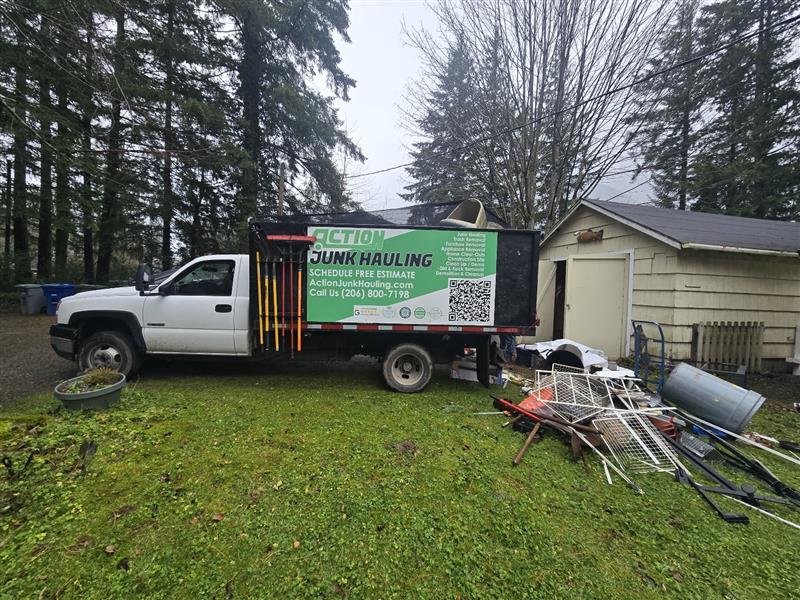 Environmentally Friendly Junk Removal for Old Furniture and Household Items