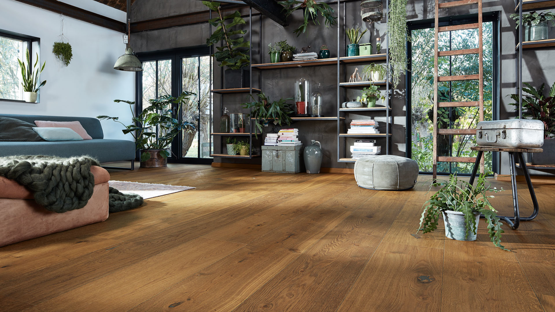 	
flooring services